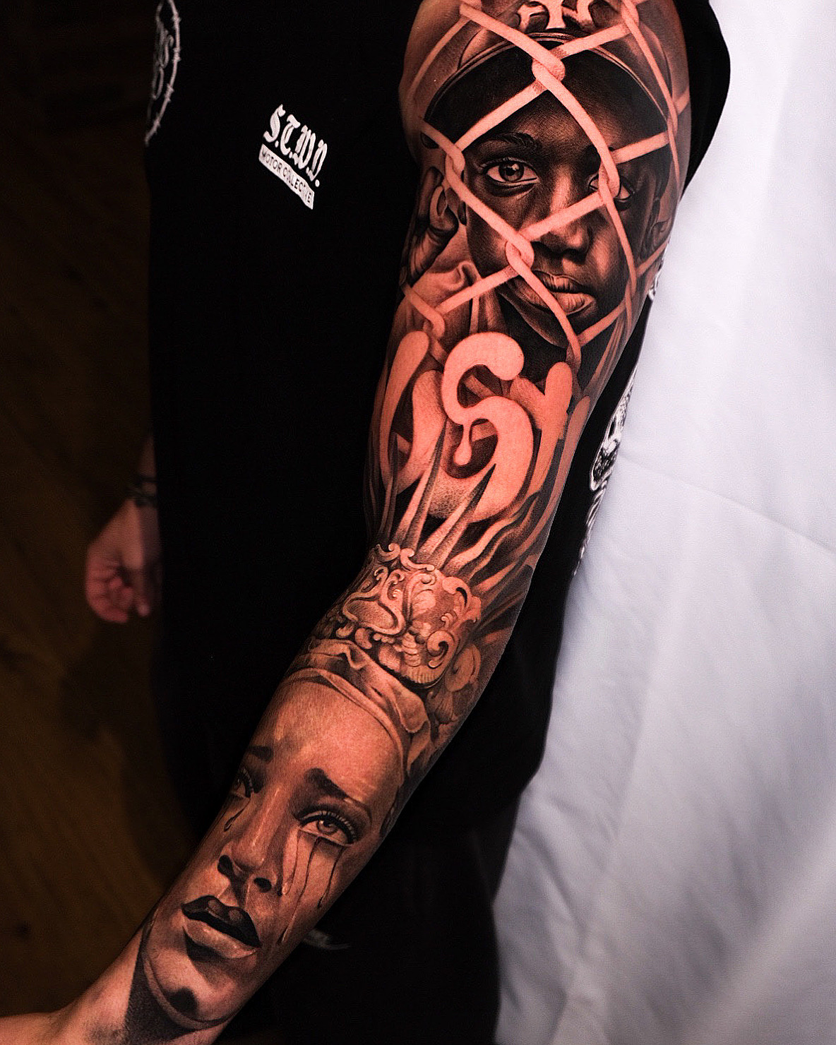 realistic Vinz art tattoos salerno
